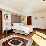 Modern Elegance, Steps From The Aviva! Home Cinema