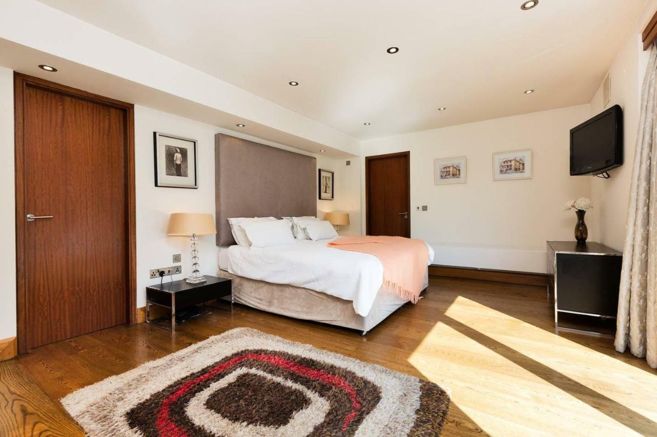Modern Elegance, Steps From The Aviva! Cinema Dublin