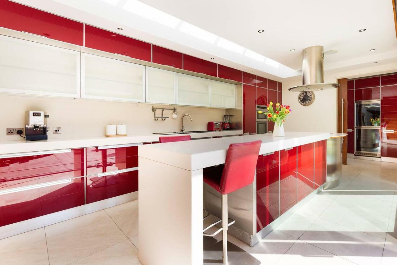 Modern Elegance, Steps From The Aviva! Cinema Holiday home *