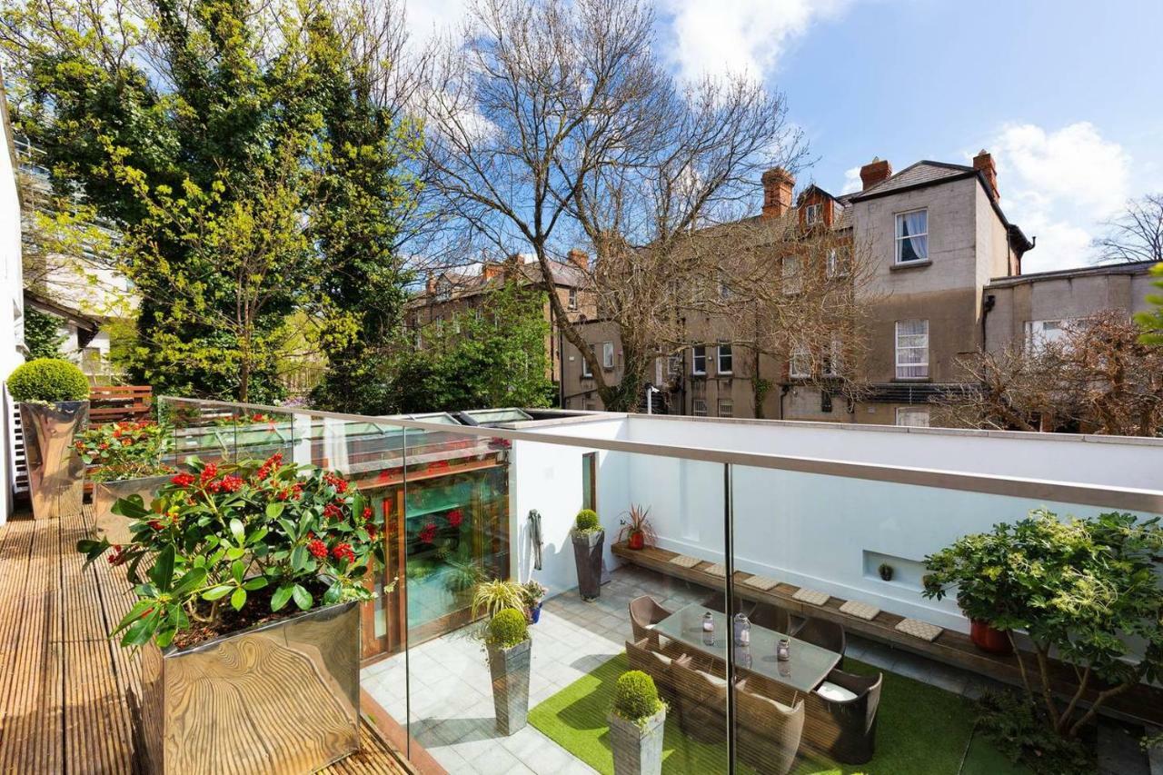 Modern Elegance, Steps From The Aviva! Cinema Holiday home