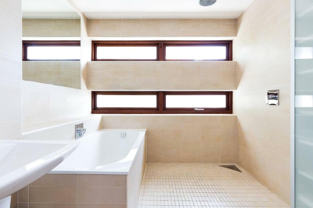 Modern Elegance, Steps From The Aviva! Cinema * Dublin